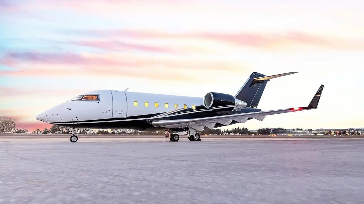 Bombardier Challenger 604 aircraft